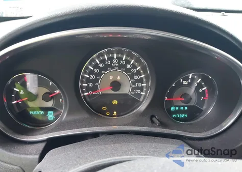 2013 Chrysler 200 Touring из США, поврежденный, VIN 1C3CCBBB7DN639035